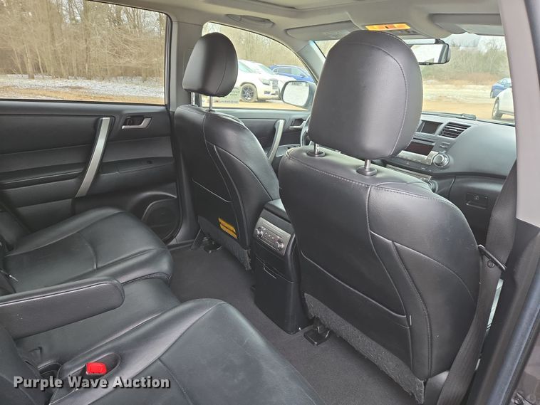 image for item DS5301 2012 Toyota Highlander SUV