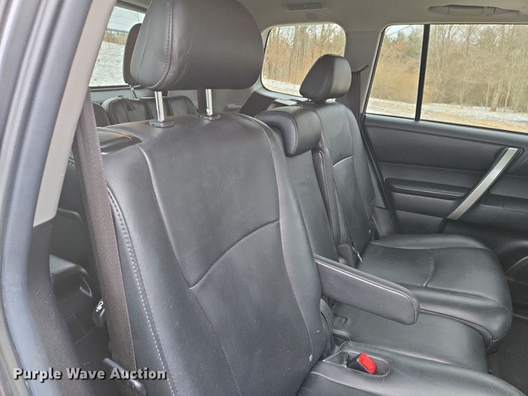 image for item DS5301 2012 Toyota Highlander SUV