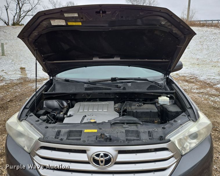 image for item DS5301 2012 Toyota Highlander SUV