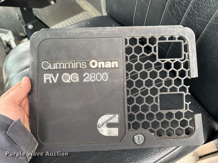 image for item DT0516 2011 Ford E350 Super Duty delivery van