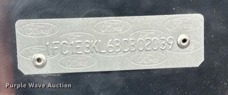 image for item DT0516 2011 Ford E350 Super Duty delivery van