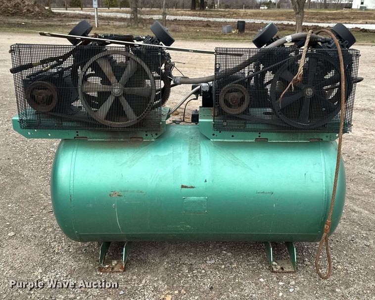 image for item DU9732 1998 Speedaire 5ZG39A air compressor