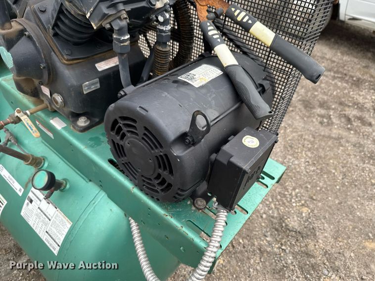 小川  AIRE 1998 Speedaire 5ZG39A air compressor in Claremore, OK | Item