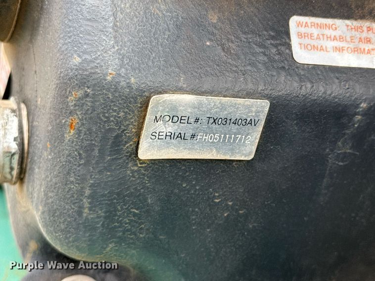 image for item DU9732 1998 Speedaire 5ZG39A air compressor