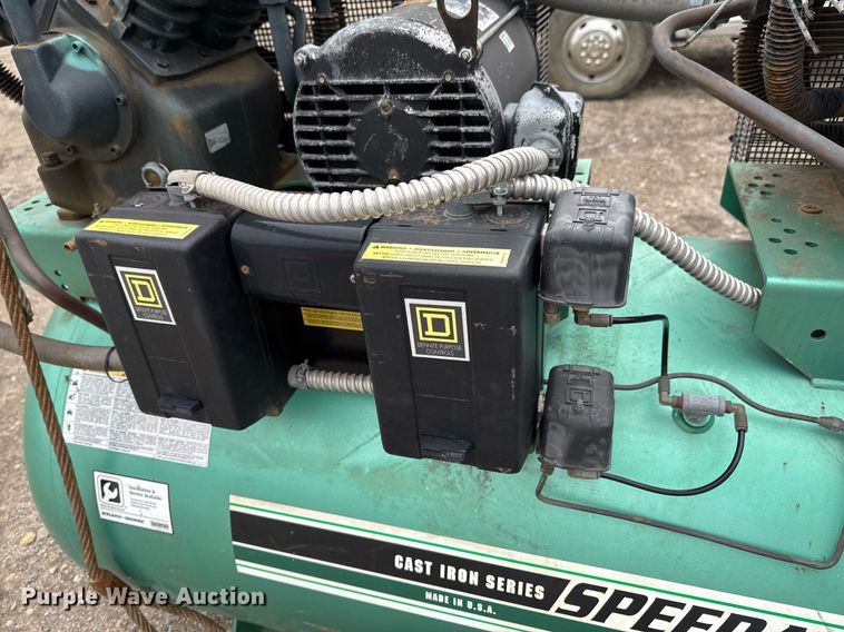 image for item DU9732 1998 Speedaire 5ZG39A air compressor