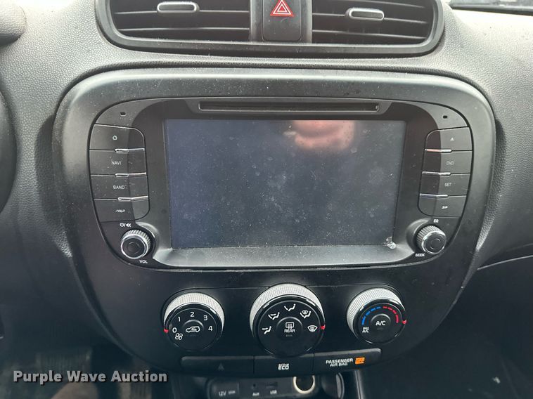 image for item DV0628 2015 Kia  Soul  SUV