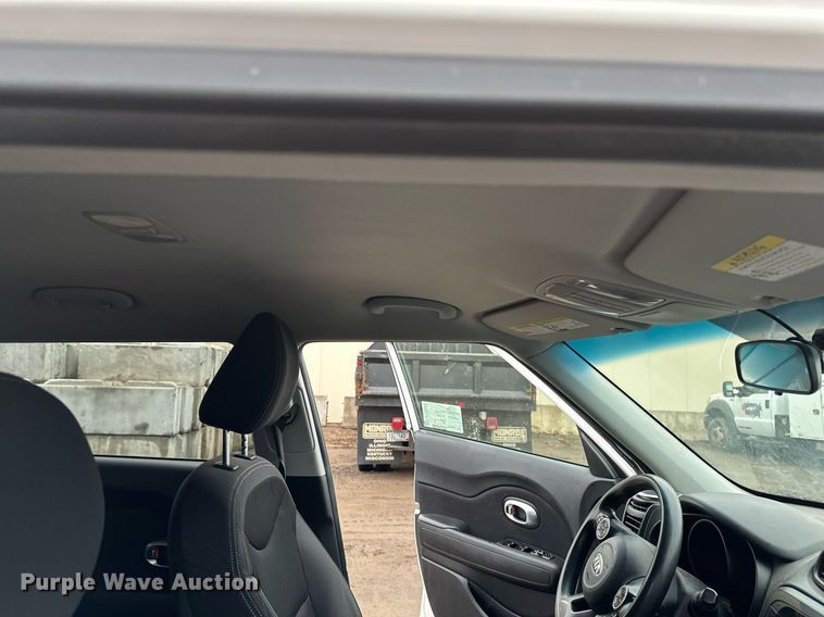 image for item DV0628 2015 Kia  Soul  SUV