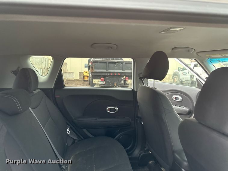 image for item DV0628 2015 Kia  Soul  SUV