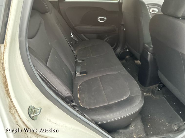 image for item DV0628 2015 Kia  Soul  SUV