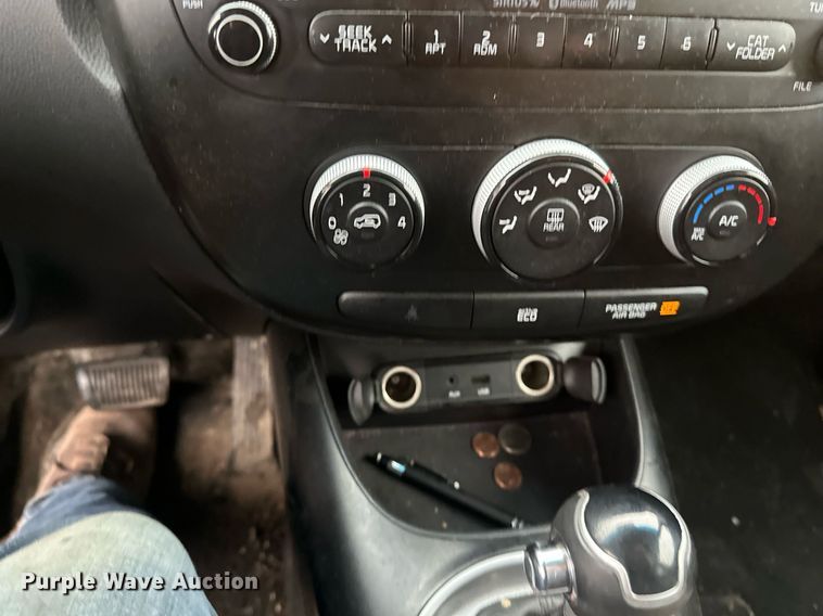 image for item DV0629 2015 Kia  Soul SUV