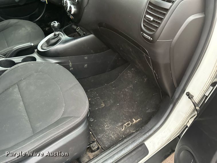 image for item DV0629 2015 Kia  Soul SUV