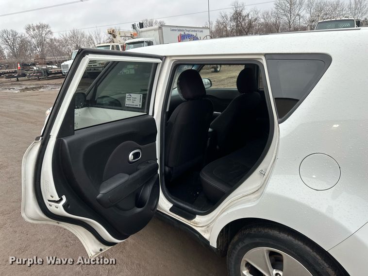 image for item DV0629 2015 Kia  Soul SUV