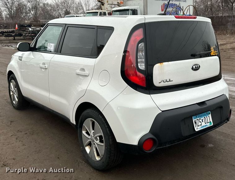 image for item DV0630 2015 Kia Soul SUV