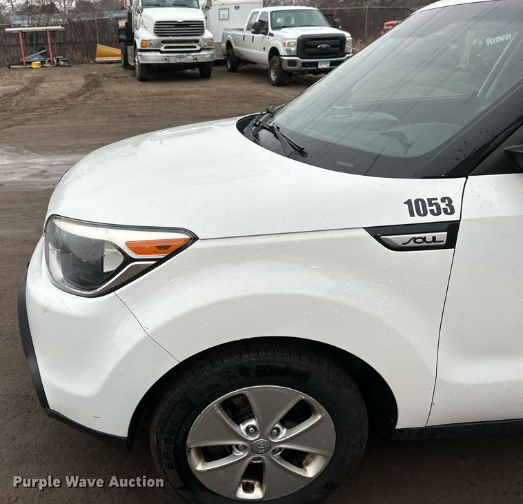 image for item DV0630 2015 Kia Soul SUV