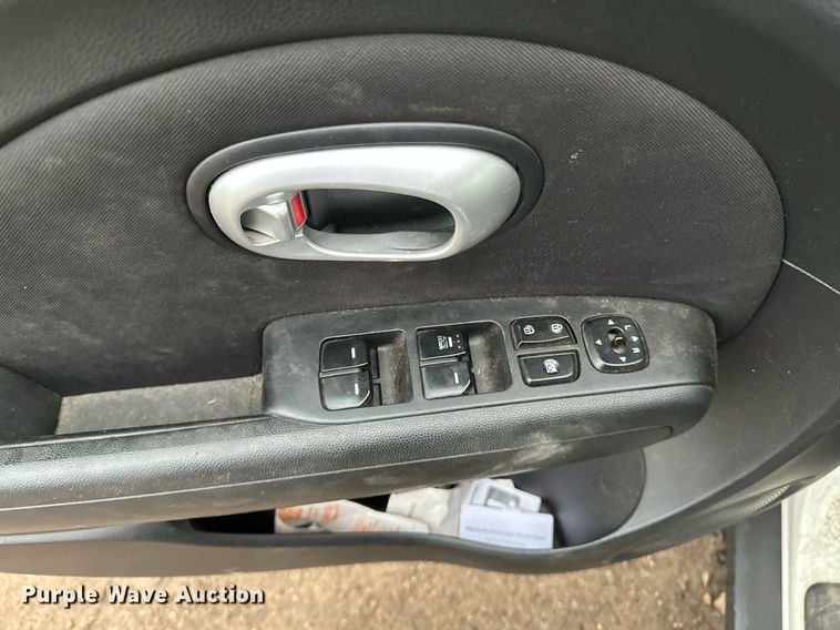 image for item DV0630 2015 Kia Soul SUV