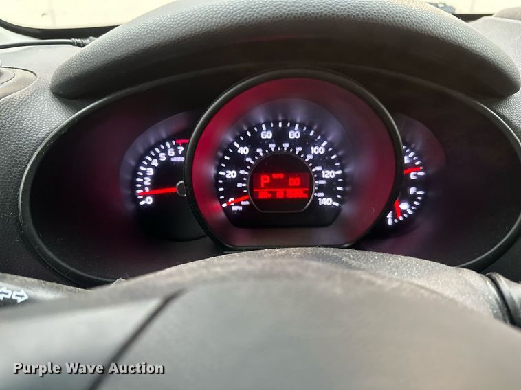 image for item DV0630 2015 Kia Soul SUV