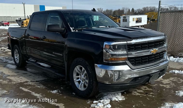 image for item DV0642 2018 Chevrolet Silverado 1500 Crew Cab pickup truck