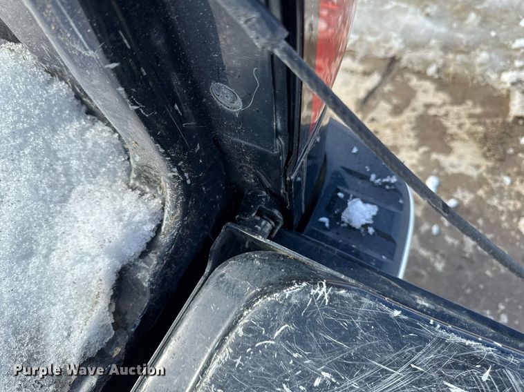 image for item DV0642 2018 Chevrolet Silverado 1500 Crew Cab pickup truck