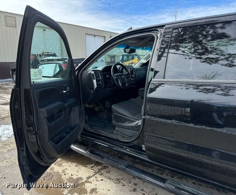 image for item DV0642 2018 Chevrolet Silverado 1500 Crew Cab pickup truck