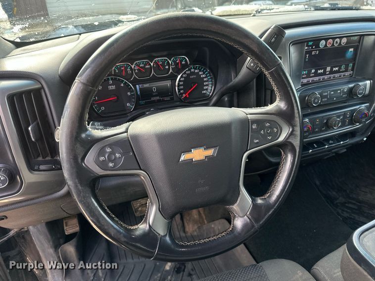 image for item DV0642 2018 Chevrolet Silverado 1500 Crew Cab pickup truck