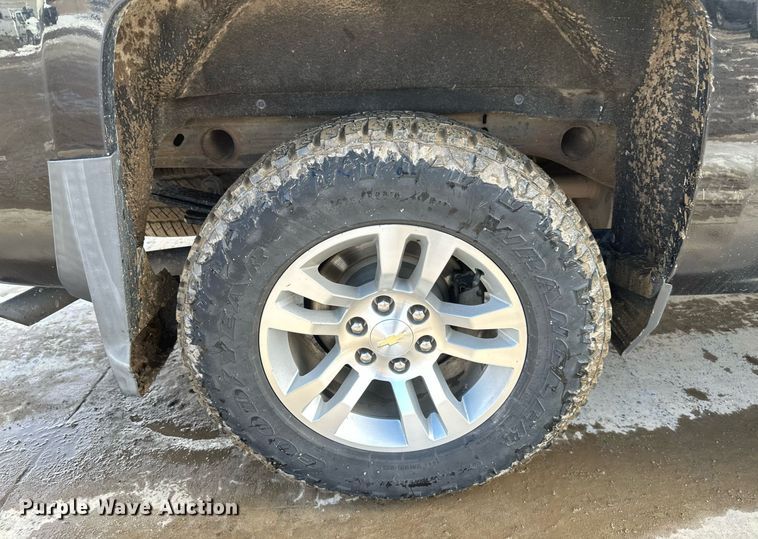 image for item DV0642 2018 Chevrolet Silverado 1500 Crew Cab pickup truck