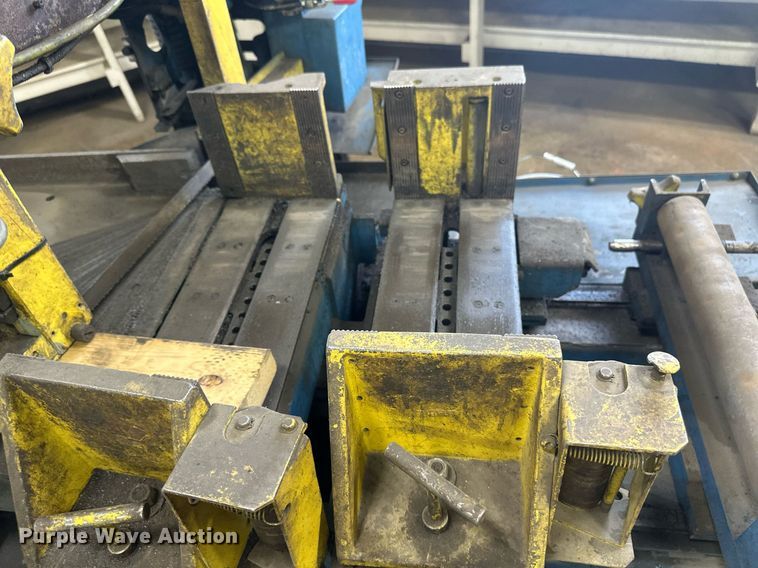 image for item DV0653 DoAll C916SA metal band saw