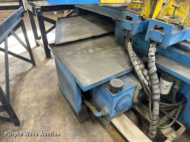 image for item DV0653 DoAll C916SA metal band saw