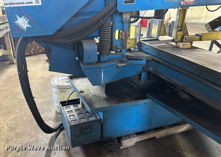 image for item DV0653 DoAll C916SA metal band saw