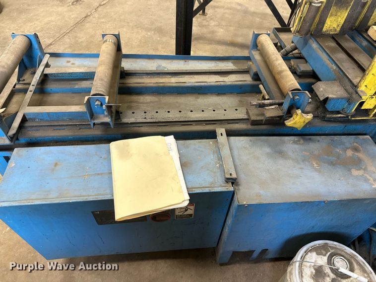 image for item DV0653 DoAll C916SA metal band saw
