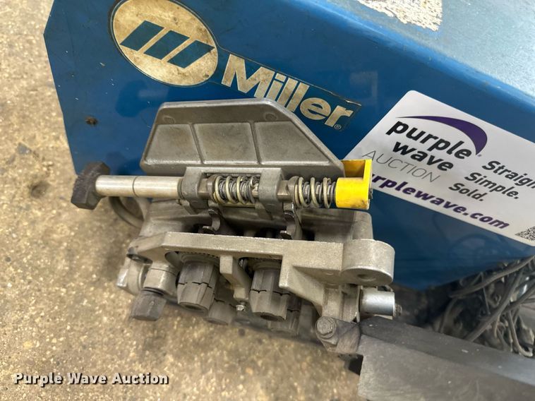 image for item DV0654 Miller 60M  Dual wire feeder