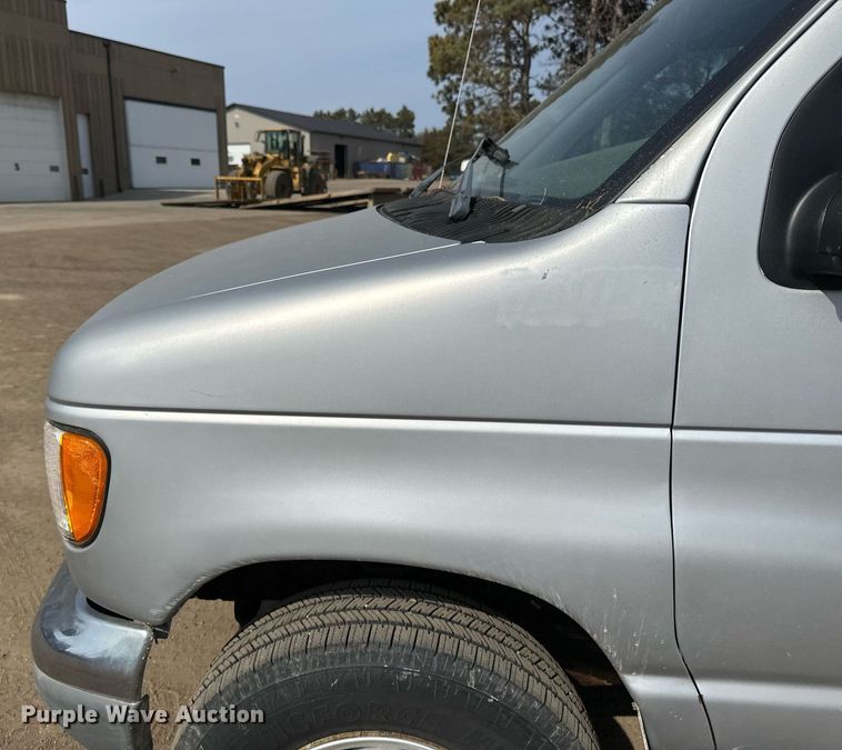 image for item DV0655 1998 Ford  E350  van