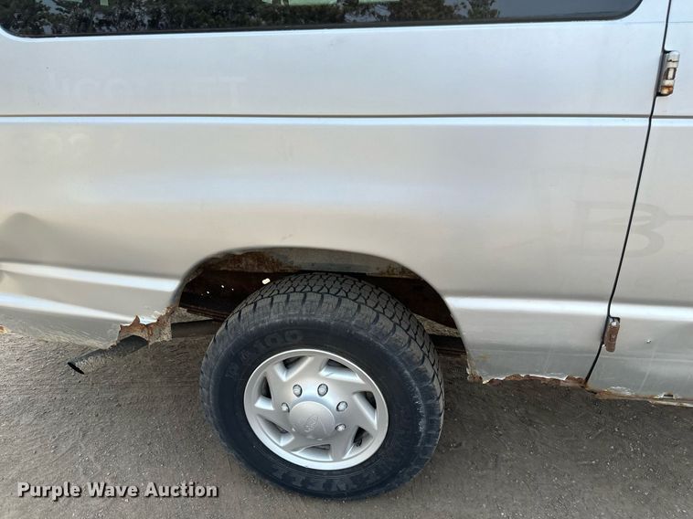 image for item DV0655 1998 Ford  E350  van