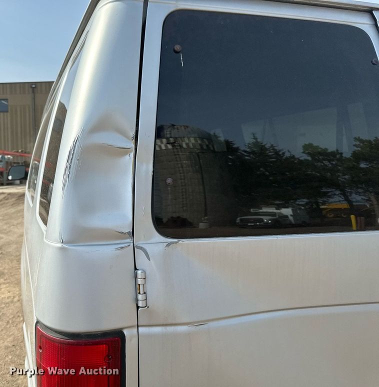 image for item DV0655 1998 Ford  E350  van