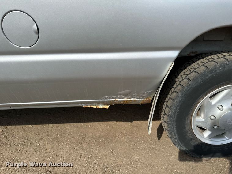 image for item DV0655 1998 Ford  E350  van
