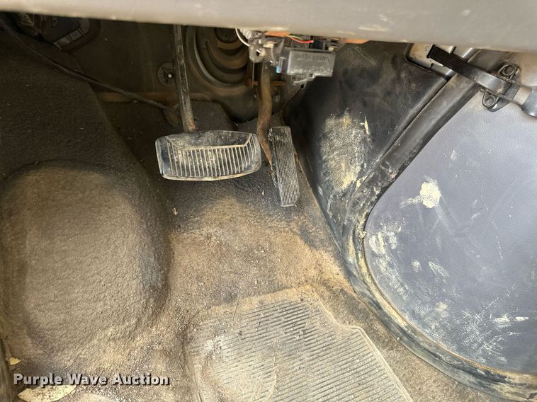 image for item DV0655 1998 Ford  E350  van