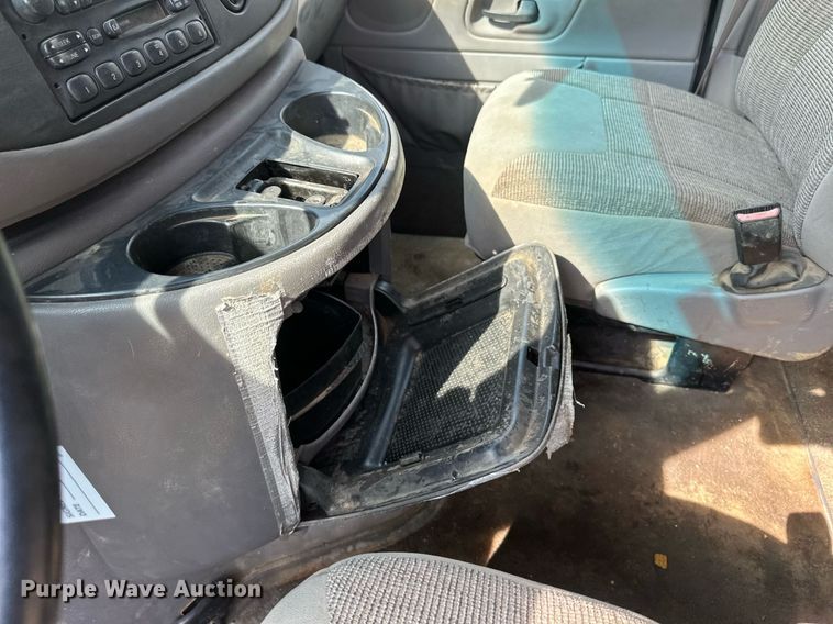 image for item DV0655 1998 Ford  E350  van