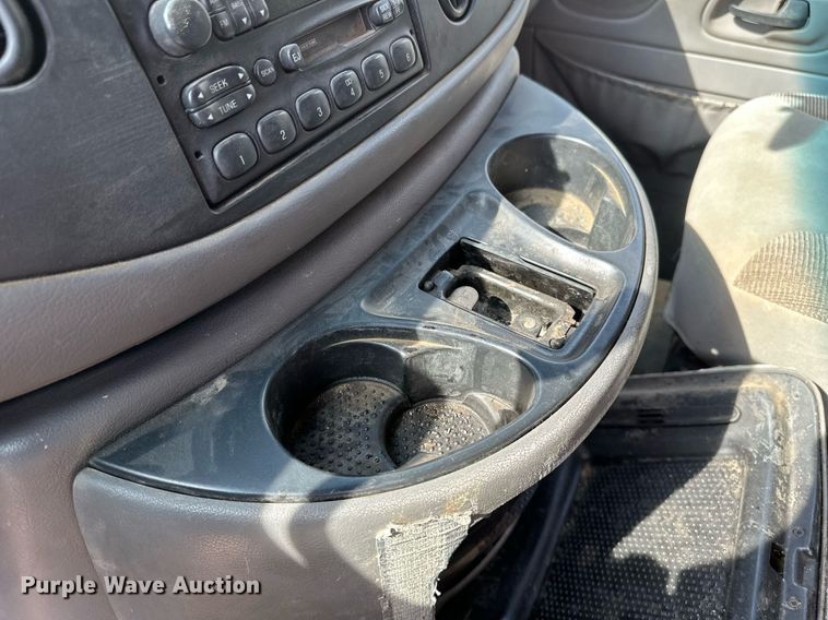 image for item DV0655 1998 Ford  E350  van