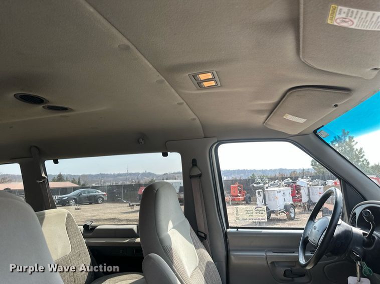 image for item DV0655 1998 Ford  E350  van