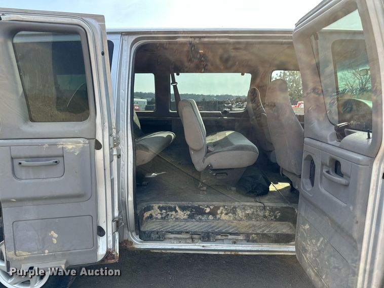image for item DV0655 1998 Ford  E350  van