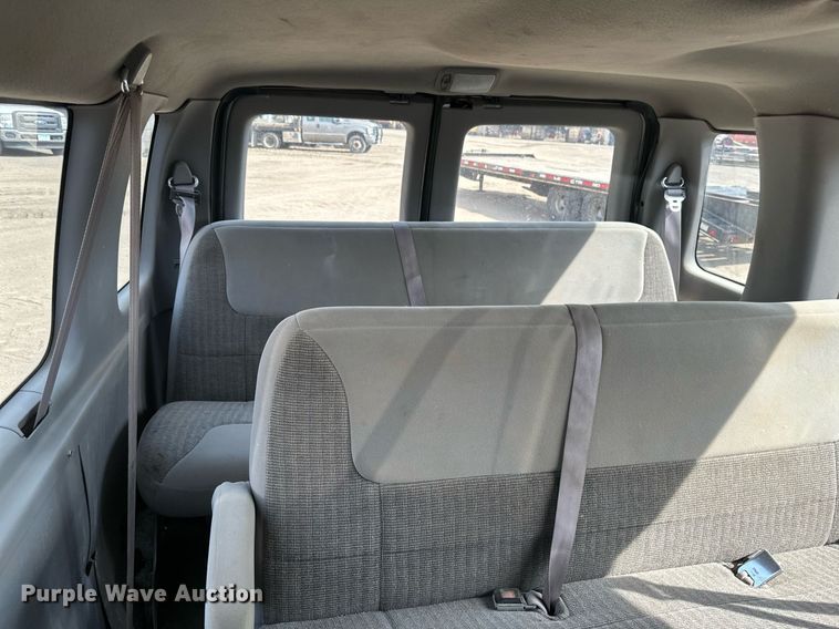 image for item DV0655 1998 Ford  E350  van