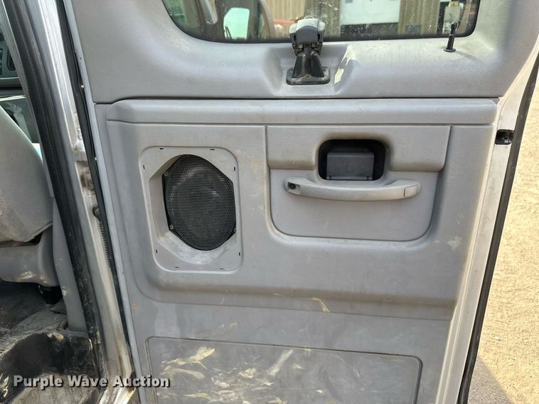 image for item DV0655 1998 Ford  E350  van