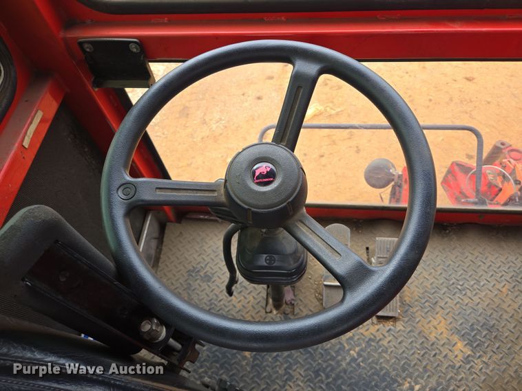 image for item DV1324 2010 ShuttleWagon SWX420 railcar mover