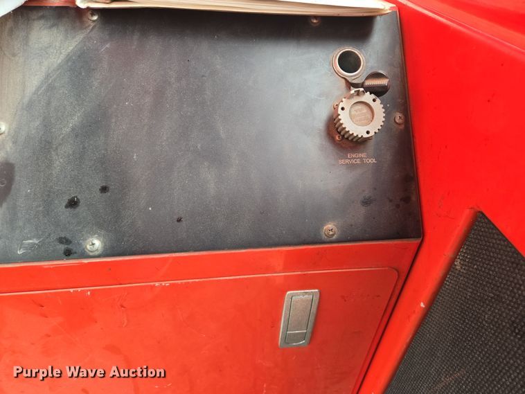 image for item DV1324 2010 ShuttleWagon SWX420 railcar mover