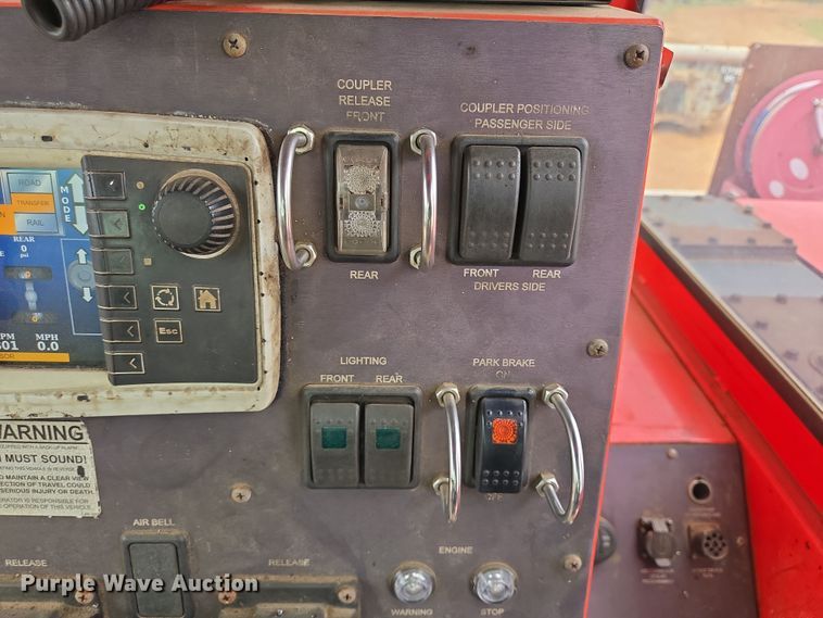 image for item DV1325 2015 ShuttleWagon SWX315 railcar mover