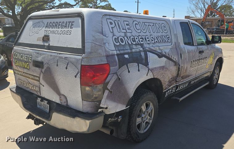 image for item DV1333 2008 Toyota Tundra Double Cab pickup truck