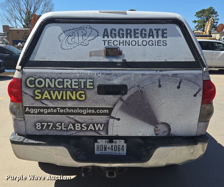 image for item DV1333 2008 Toyota Tundra Double Cab pickup truck