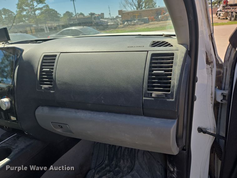 image for item DV1333 2008 Toyota Tundra Double Cab pickup truck