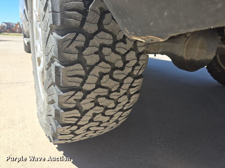 image for item DV1333 2008 Toyota Tundra Double Cab pickup truck