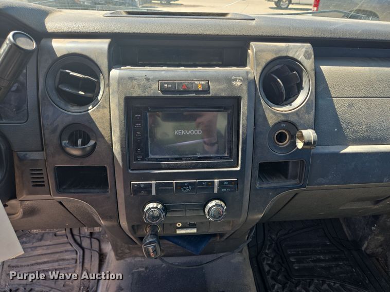 image for item DV1334 2014 Ford F150 pickup truck