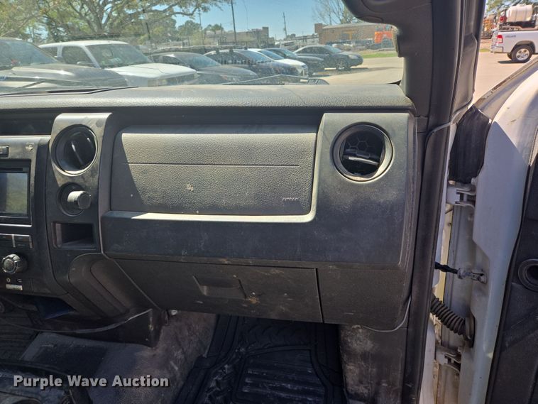 image for item DV1334 2014 Ford F150 pickup truck